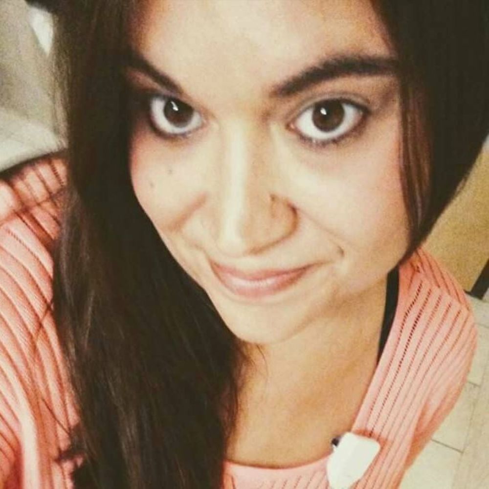 Meet your Posher, Carrie